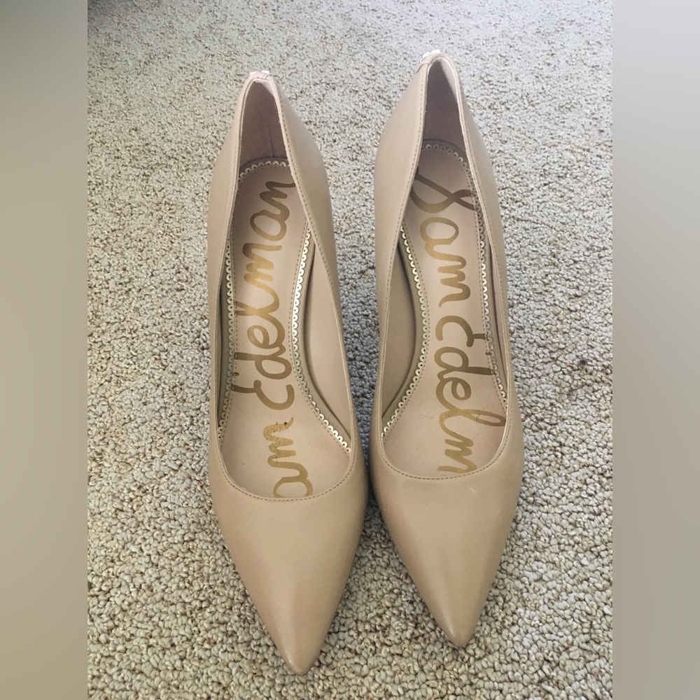 Sam Edelman Nude Pointed Toe Pumps